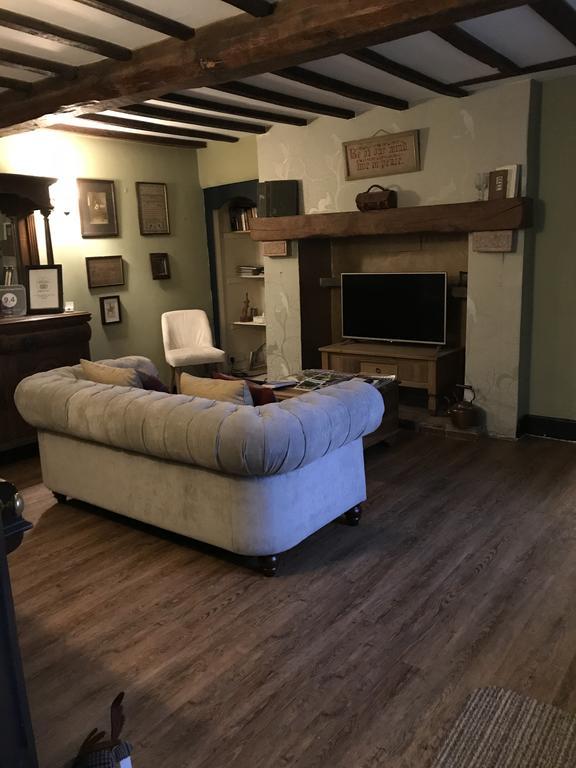 Gratton Grange Farm Bed & Breakfast Elton  Bagian luar foto