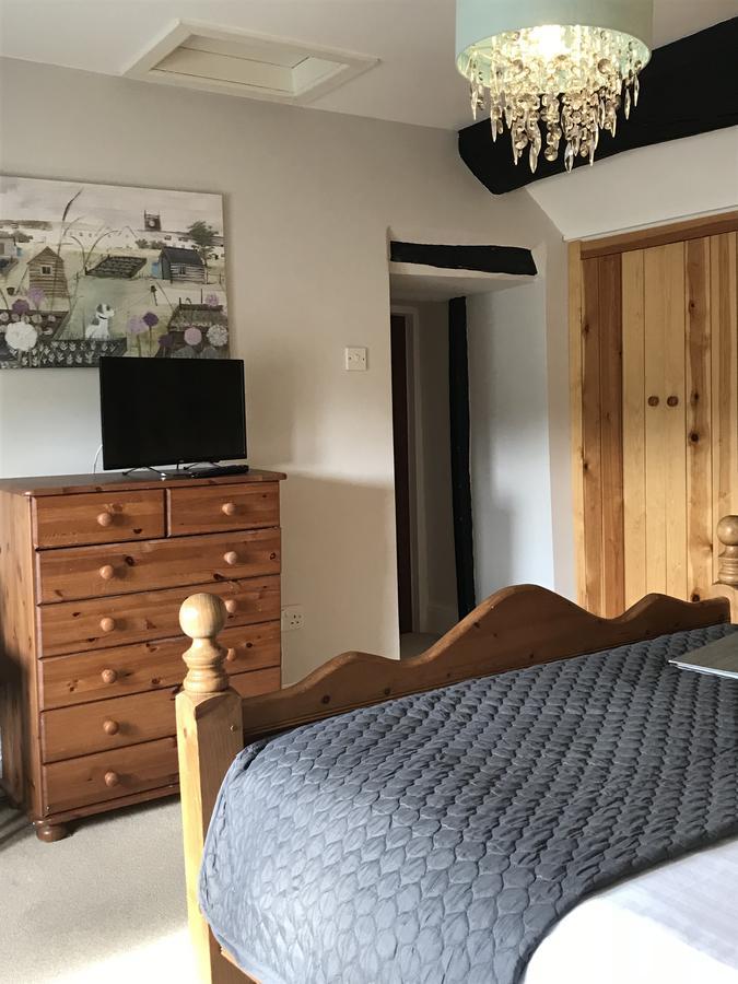Gratton Grange Farm Bed & Breakfast Elton  Bagian luar foto