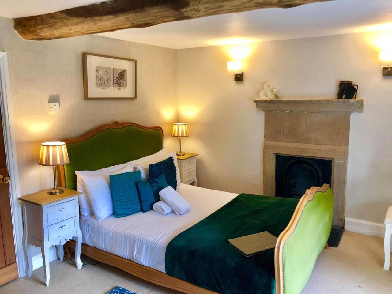 Gratton Grange Farm Bed & Breakfast Elton  Bagian luar foto
