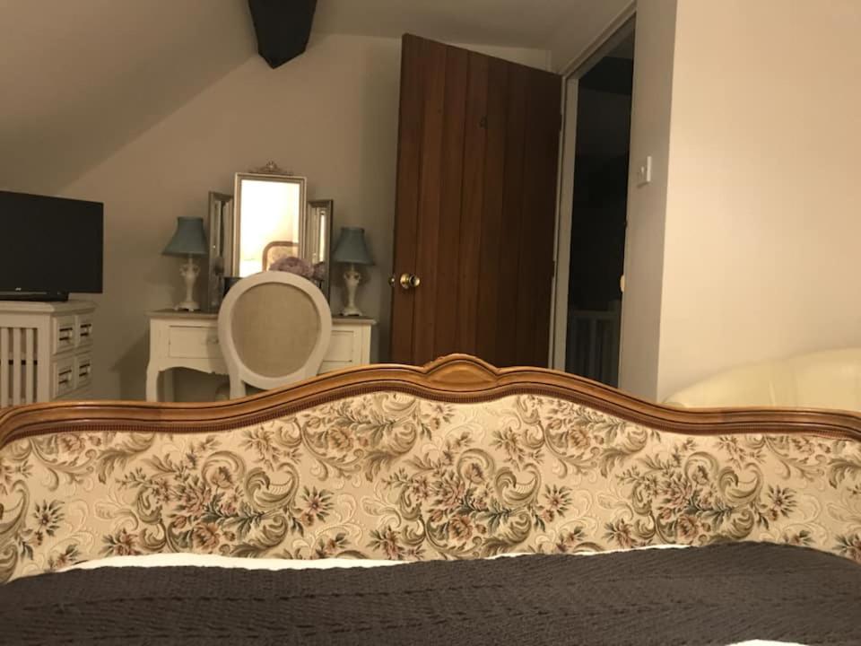 Gratton Grange Farm Bed & Breakfast Elton  Bagian luar foto